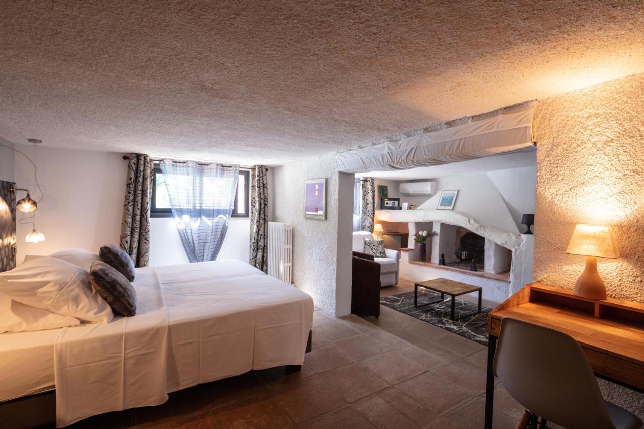 Casa9 Hotel Thuir Eksteriør bilde